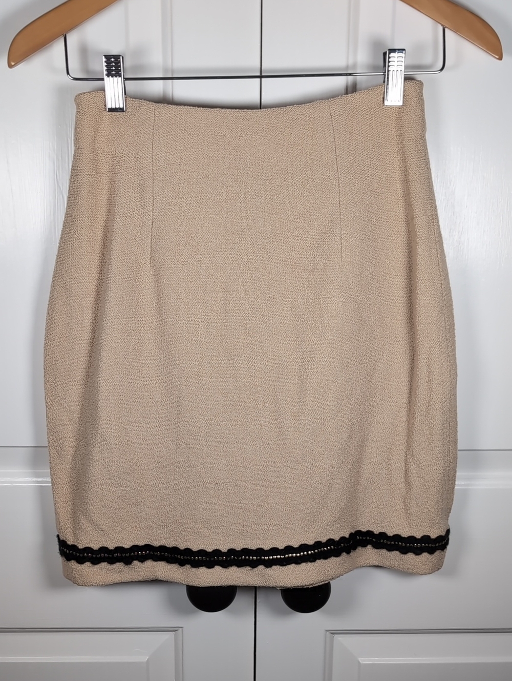 Vintage St John Collection Marie Gray Scalloped Trim Knit Taupe Mini Skirt 4